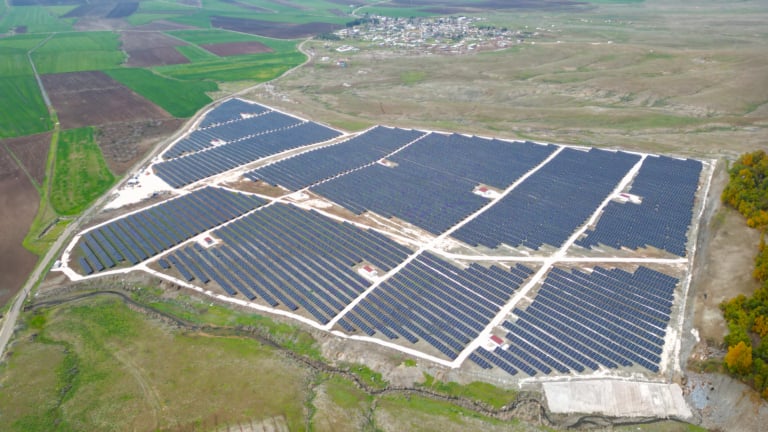 Mutlu Makarna ISOGROUND Arazi Tipi GES | ISOTEC Solar Referans