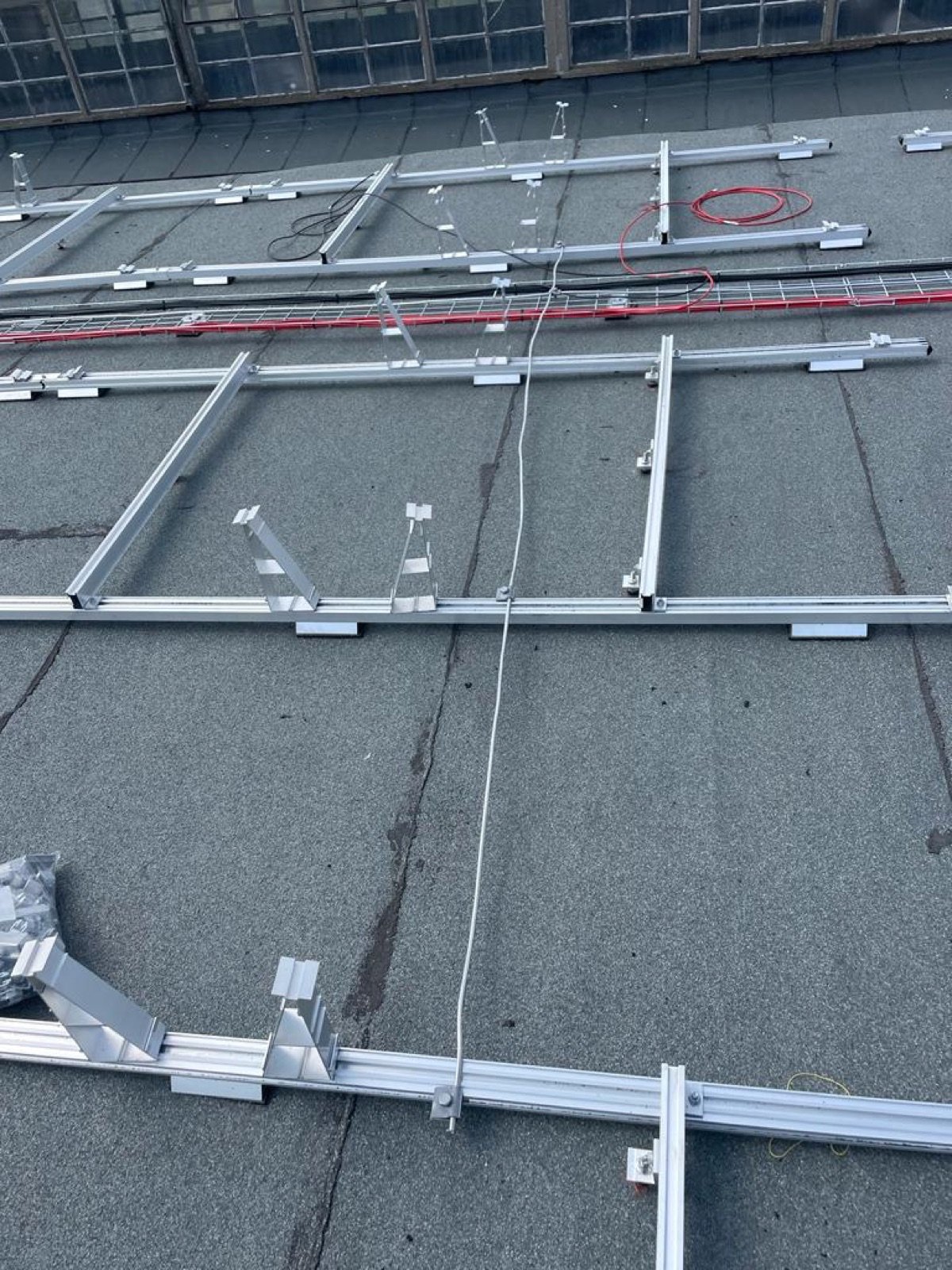 ISOTEC Solar ISOFLAT D13 Flat Roof Mounting System Reference - Germany