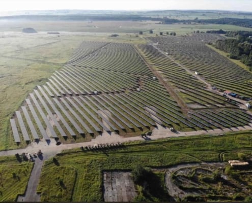 ISOTEC Solar ISOGROUND Arazi Tipi montaj sistemi referansı - Basephol, Almanya