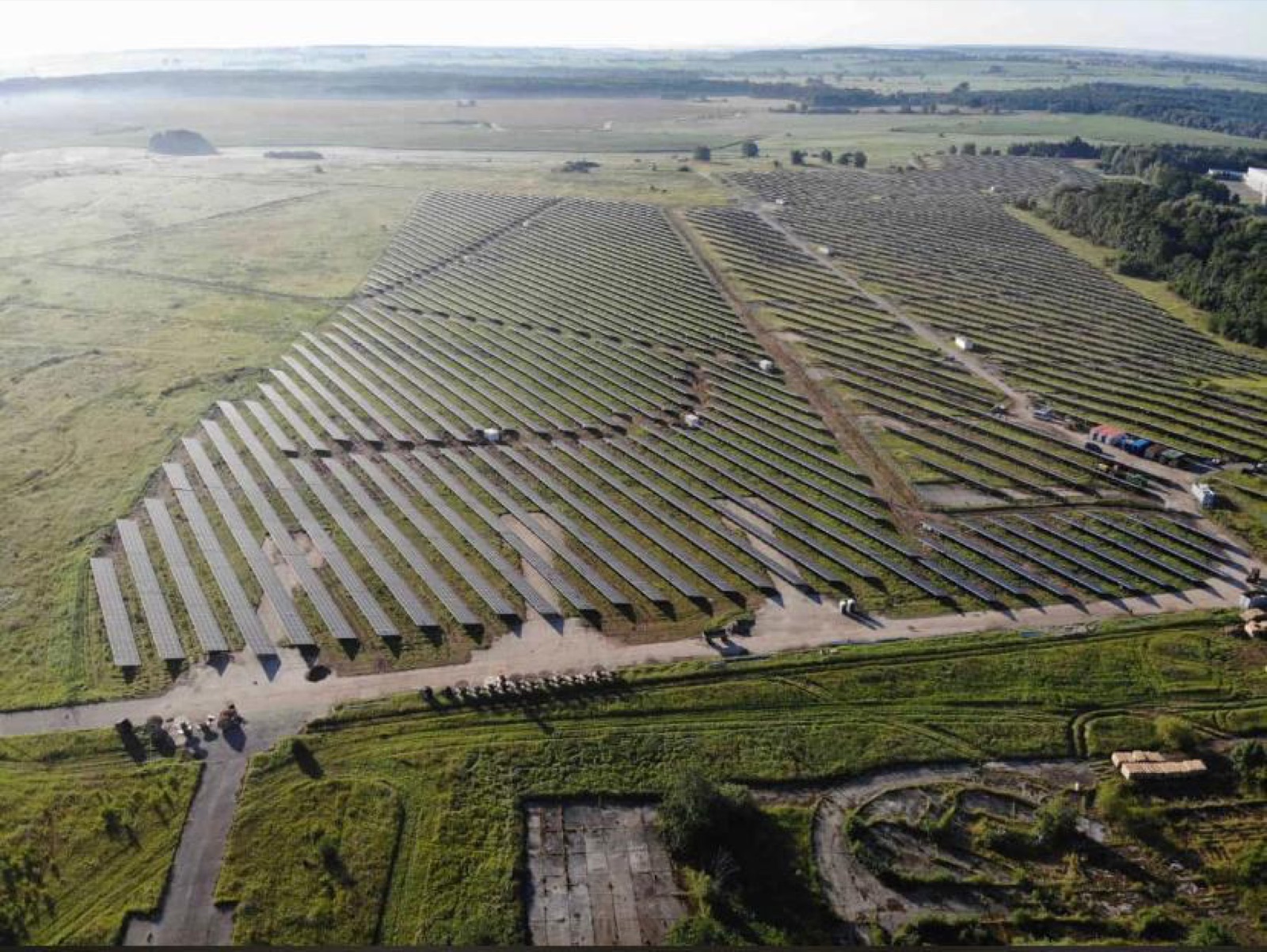 ISOTEC Solar ISOGROUND Arazi Tipi montaj sistemi referansı - Basephol, Almanya