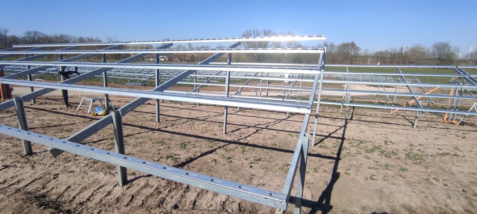 ISOTEC Solar ISOGROUND Arazi Tipi montaj sistemi referansı - Gröben, Almanya