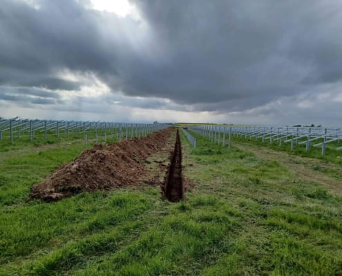 ISOTEC Solar ISOGROUND Arazi Tipi montaj sistemi referansı - Trollenhagen, Almanya