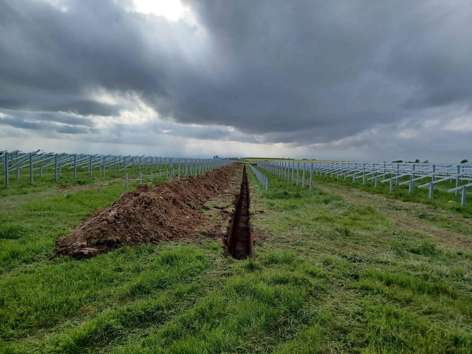 ISOTEC Solar ISOGROUND Arazi Tipi montaj sistemi referansı - Trollenhagen, Almanya