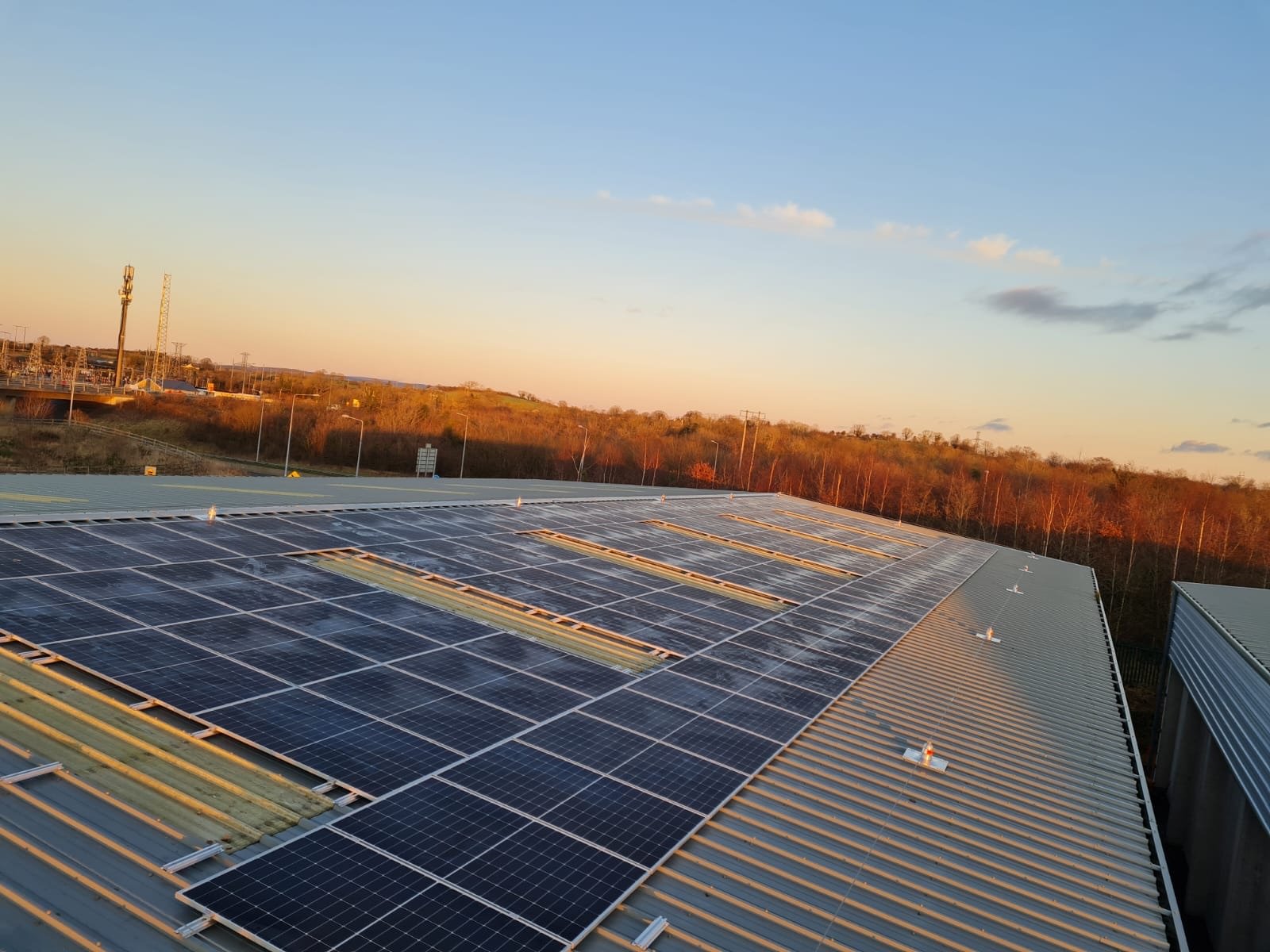 ISOTEC Solar ISOTRAP S23 Eğimli Çatı montaj sistemi referansı - Kosova