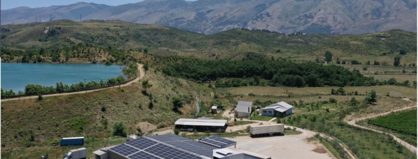 ISOTEC Solar ISOTRAP MINI Eğimli Çatı montaj sistemi referansı - Kuzey Makedonya