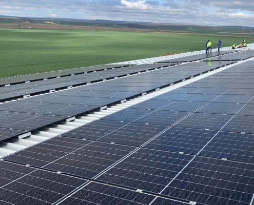 ISOTEC Solar ISOTRAP S60 Eğimli Çatı montaj sistemi referansı - Neamt, Romanya