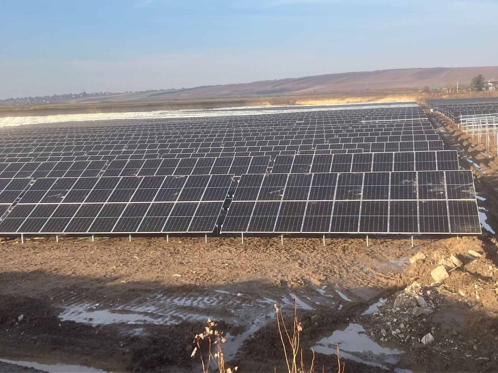 ISOTEC Solar ISOGROUND Arazi Tipi montaj sistemi referansı - Sırbistan