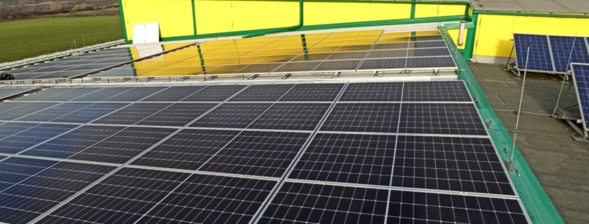 ISOTEC Solar ISOFLAT montaj sistemi referansı - Çekya