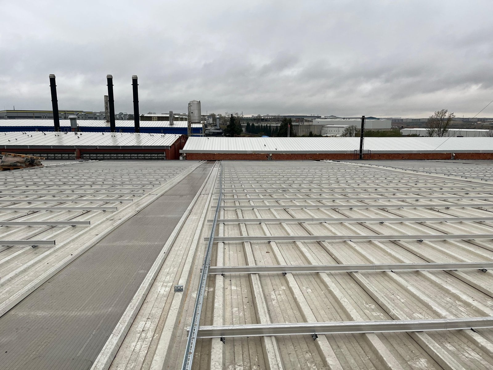 ISOTEC Solar ISOSIDE Eğimli Çatı montaj sistemi referansı - Tekirdağ 2.129,7 kWp
